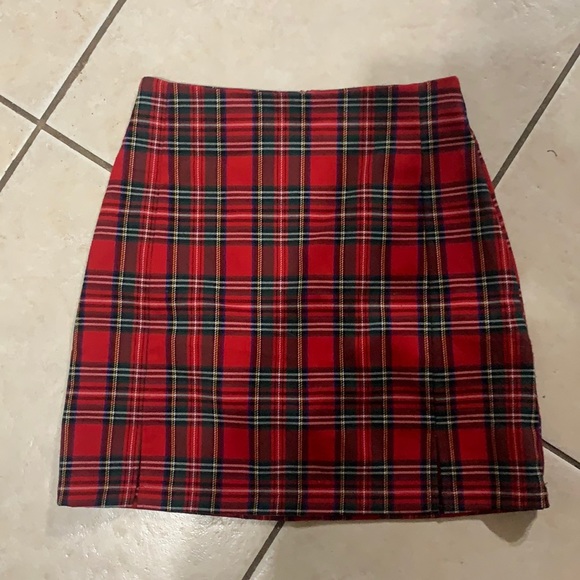Brandy Melville Dresses & Skirts - Brandy Melville Skirt